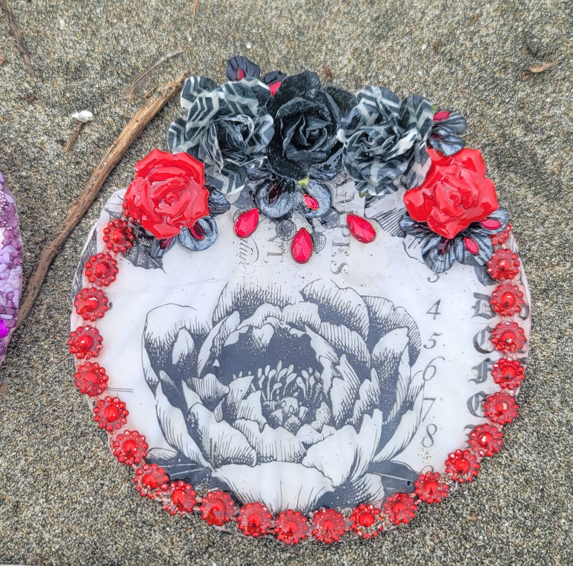 Peony disk with charcoal roses and red rim